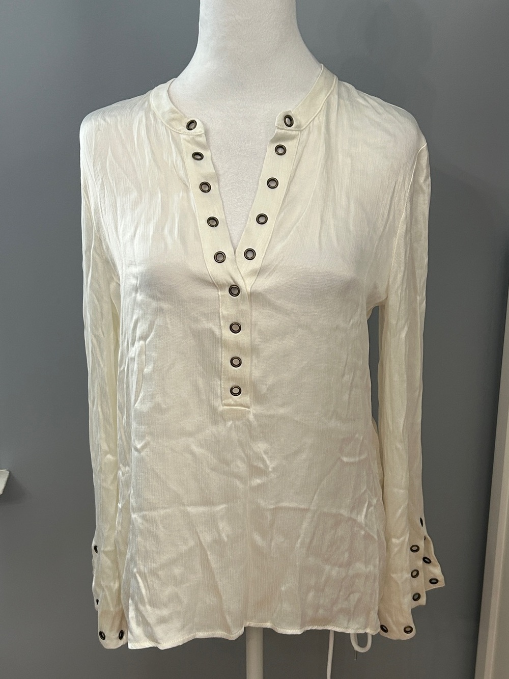 NWT Drew Ivory Cupro Viscose Eyelet Placket Blouse Women's Top Size XS USA